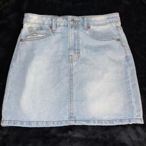 Chic Petite Denim Skirt in Light Blue